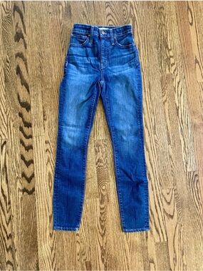 Madewell Curvy High-Rise Skinny Jeans 24